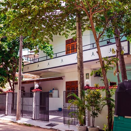 Hilton Cottage ตรินโคมาลี ภายนอก รูปภาพ