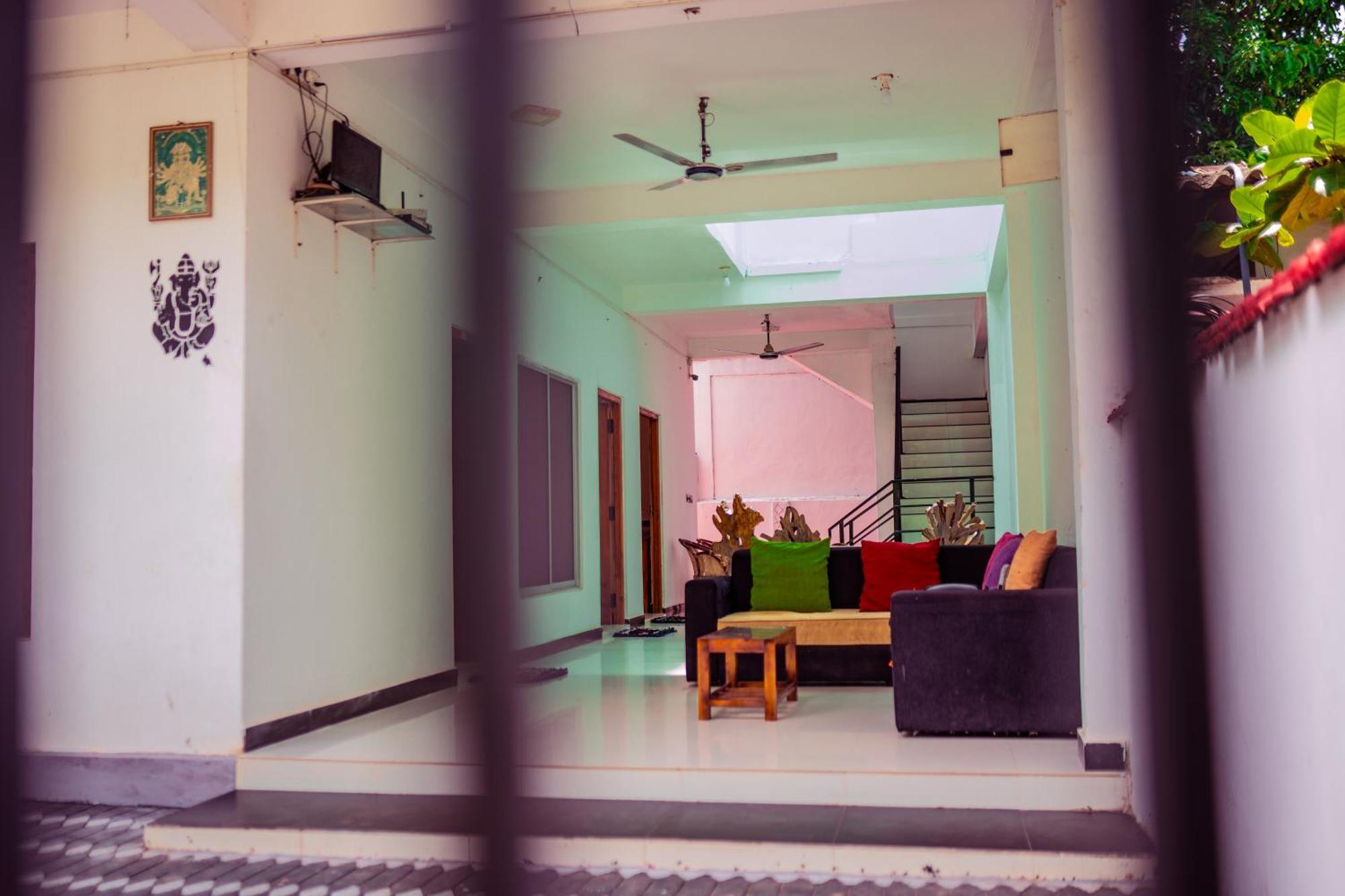 Hilton Cottage ตรินโคมาลี ภายนอก รูปภาพ