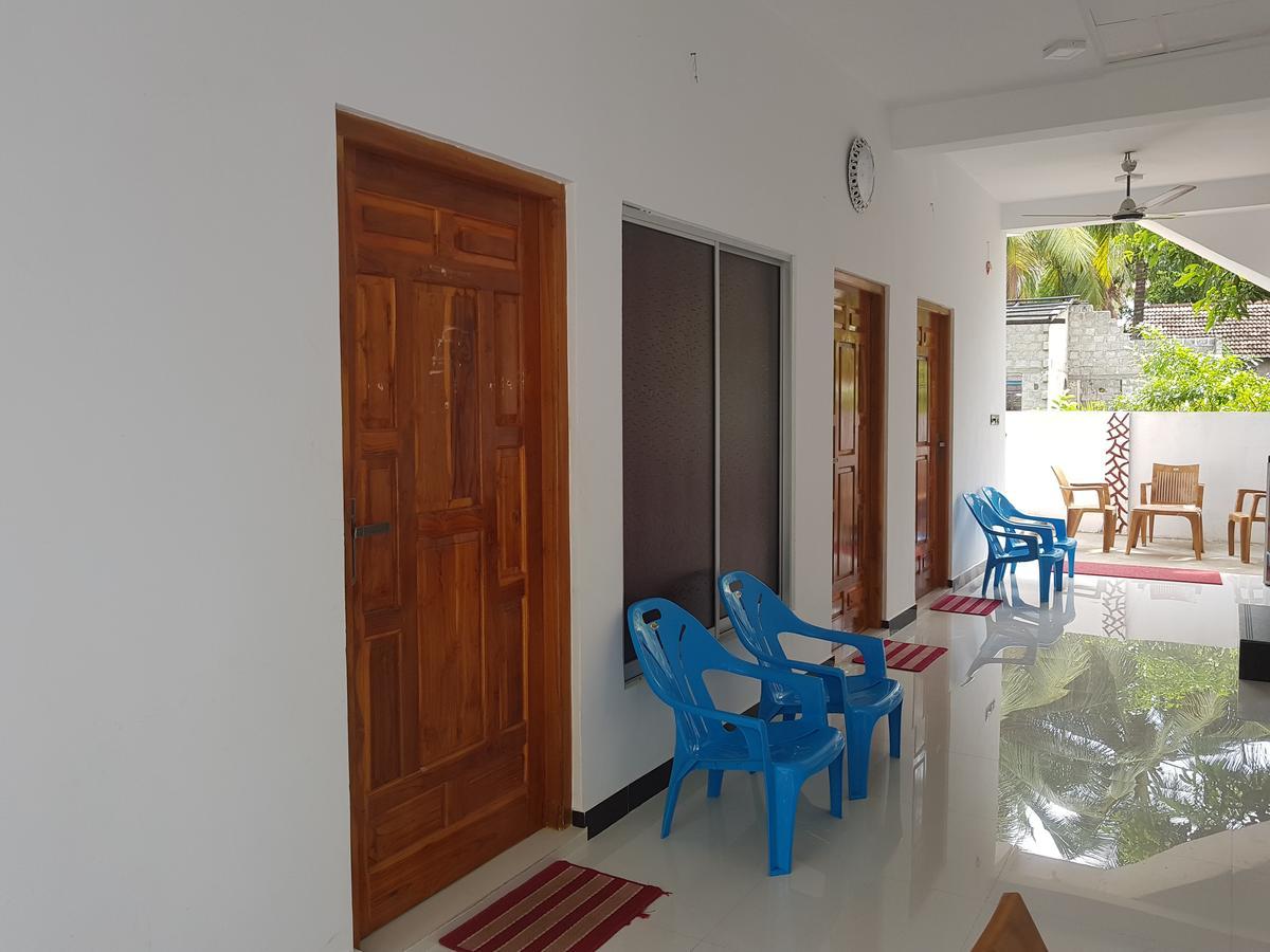 Hilton Cottage ตรินโคมาลี ภายนอก รูปภาพ